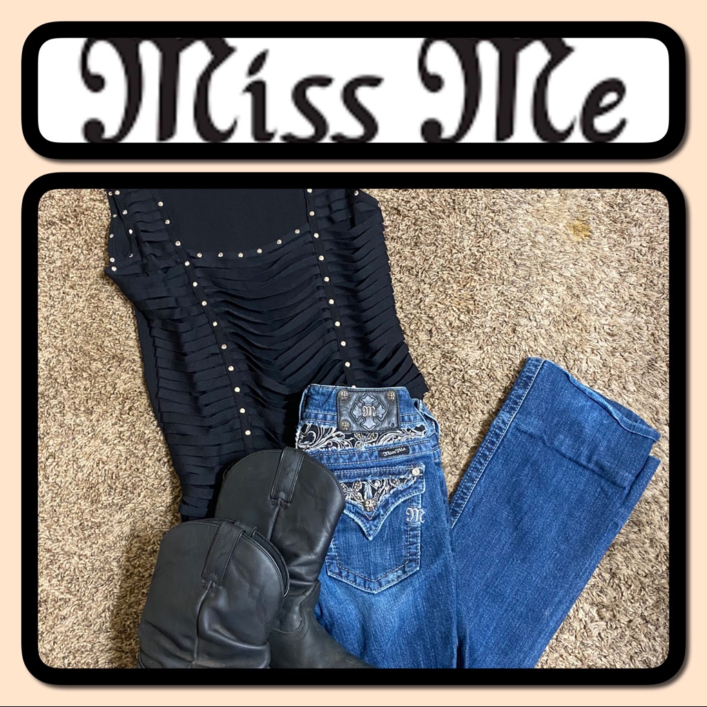 Sz 28 Miss Me Jeans. Hemmed To 30” And The Front Rise Measures 8”